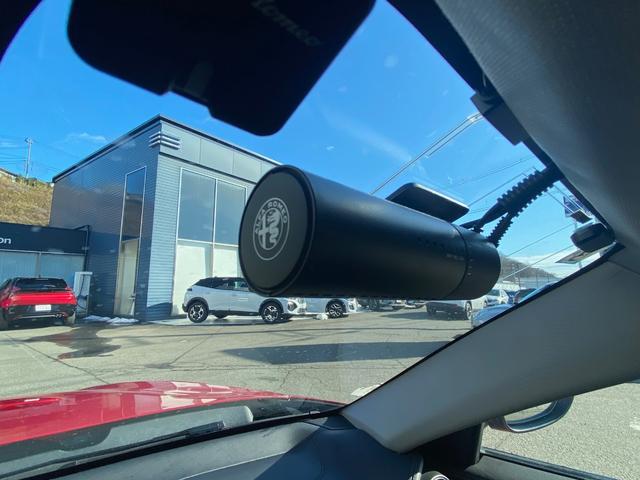 ジュリア ヴェローチェ 純正フルセグナビ AWD Carplay アダプティブクルーズコントロール ドラレコ シートヒーター ステアリングヒーター バックカメラ Bluetooth スマートキー 純正19インチAW ETC(22枚目)