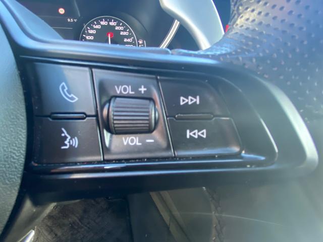 ジュリア ヴェローチェ 純正フルセグナビ AWD Carplay アダプティブクルーズコントロール ドラレコ シートヒーター ステアリングヒーター バックカメラ Bluetooth スマートキー 純正19インチAW ETC(63枚目)