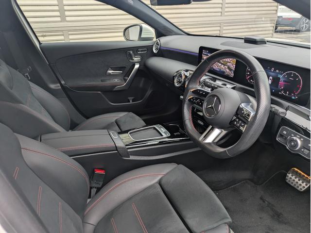 Ａクラス Ａ２００ｄ　ＡＭＧラインパッケージ　フルセグナビ　ＬＥＤヘッドライト　半革Ｐシート　バックカメラ　衝突軽減Ｂ　ＡＣＣ　シートヒーター　クリアランスソナー　ブラインドスポット　ＥＴＣ　スタッドレスセット　純正１８インチＡＷ（49枚目）