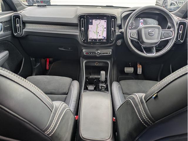 ＸＣ４０ Ｂ４　ＡＷＤ　Ｒデザイン　純正ＨＤＤナビ　ｈａｒｍａｎ／ｋａｒｄｏｎプレミアムオーディオ　３６０度カメラ　ＥＴＣ２．０　ＡＣＣ　ブラインドスポットモニター　電動リアゲート　純正１９インチＡＷ（21枚目）