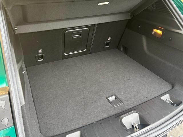 トナーレ プラグインハイブリッドＱ４　ヴェローチェ　マトリクスＬＥＤ　２８０ＰＳ　３６０度カメラ　アクティブサスペンション　デジタルメーター　ＣａｒＰｌａｙ　ＡＣＣ　シートヒーター　純正アルミホイール　Ｂｌｕｅｔｏｏｔｈ接続　新車保証継承（58枚目）