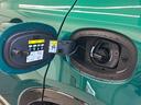 プラグインハイブリッドＱ４　ヴェローチェ　マトリクスＬＥＤ　２８０ＰＳ　３６０度カメラ　アクティブサスペンション　デジタルメーター　ＣａｒＰｌａｙ　ＡＣＣ　シートヒーター　純正アルミホイール　Ｂｌｕｅｔｏｏｔｈ接続　新車保証継承（25枚目）