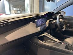 ＡｐｐｌｅＣａｒＰｌａｙ／ＡｎｄｒｏｉｄＡｕｔｏ対応ですので、グーグルマップなどを映してナビゲーションすることが可能です！ 6