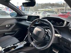 ｅ−２０８ ＧＴ　フルＬＥＤヘッドライト　ハーフレザー　３Ｄメーター　カープレイ対応 0901317A30250430W001 5