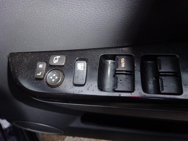 ワゴンＲスティングレー 　ナビＴＶ　Ｂｌｕｅｔｏｏｔｈ　スマートキー　プッシュスタート　フォグランプ　純正アルミホイール　ベンチシート　助手席下収納シート（40枚目）