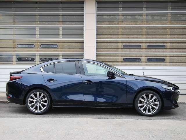 ＭＡＺＤＡ３セダン １．８　ＸＤ　Ｌパッケージ　ディーゼルターボ　４ＷＤ　Ｂｏｓｅサウンドシステム（ＡＵＤＩＯＰＩＬＯＴ２＋Ｃｅｎｔｅｒｐ（7枚目）