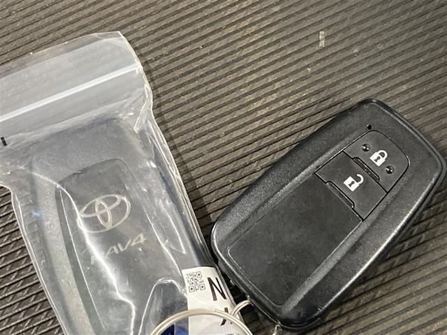 ＲＡＶ４ Ｘ　フルセグ　メモリーナビ　ＤＶＤ再生　バックカメラ　衝突被害軽減システム　ＥＴＣ　ドラレコ　ＬＥＤヘッドランプ　ワンオーナー（38枚目）