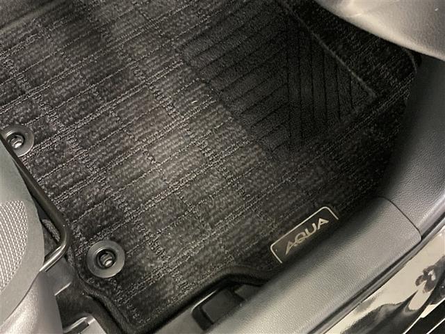 アクア Z メモリーナビ DVD再生 ミュージックプレイヤー接続可 バックカメラ 衝突被害軽減システム LEDヘッドランプ ワンオーナー ハイブリッド アルミホイール スマートキー オートクルーズコントロール(37枚目)