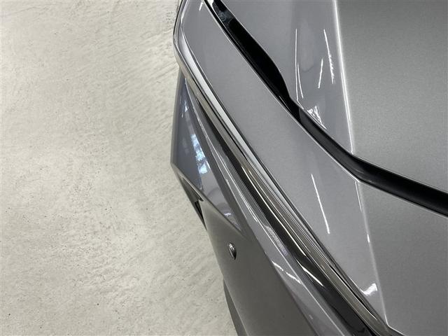 明るく遠くまで照らす光量で夜間走行の視認性を高めます。