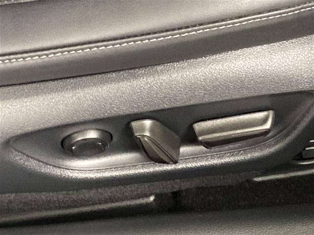 運転しやすいポジションにぴったり調整可能