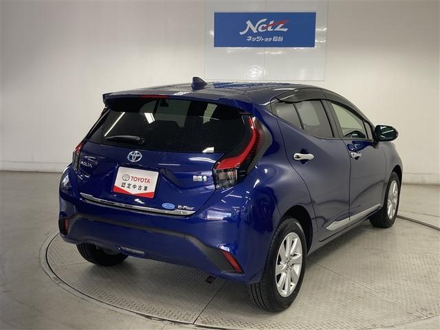 アクア Ｚ　４ＷＤ　メモリーナビ　ミュージックプレイヤー接続可　バックカメラ　衝突被害軽減システム　ＥＴＣ　ドラレコ　ＬＥＤヘッドランプ　ワンオーナー　記録簿（8枚目）