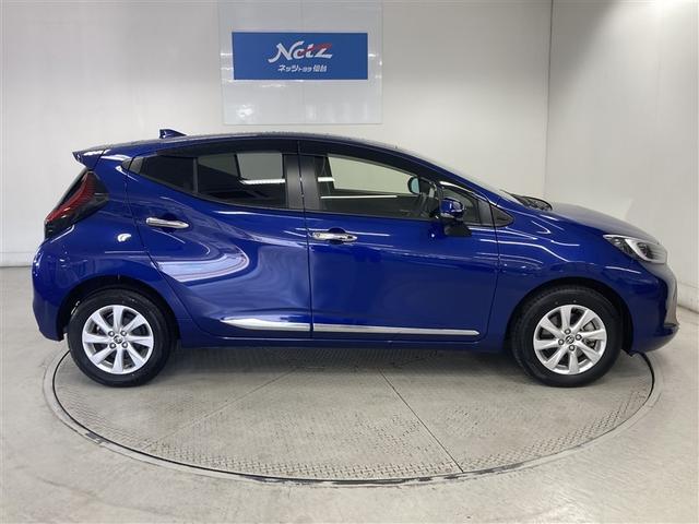 アクア Ｚ　４ＷＤ　メモリーナビ　ミュージックプレイヤー接続可　バックカメラ　衝突被害軽減システム　ＥＴＣ　ドラレコ　ＬＥＤヘッドランプ　ワンオーナー　記録簿（9枚目）