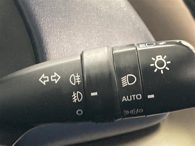 アクア Ｚ　４ＷＤ　メモリーナビ　ミュージックプレイヤー接続可　バックカメラ　衝突被害軽減システム　ＥＴＣ　ドラレコ　ＬＥＤヘッドランプ　ワンオーナー　記録簿（27枚目）