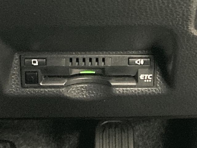 ヤリス Ｇ　メモリーナビ　ミュージックプレイヤー接続可　バックカメラ　衝突被害軽減システム　ＥＴＣ（32枚目）