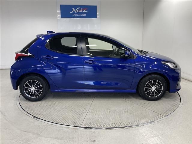 ヤリス Ｇ　メモリーナビ　ミュージックプレイヤー接続可　バックカメラ　衝突被害軽減システム　ＥＴＣ　ドラレコ　ＬＥＤヘッドランプ（9枚目）