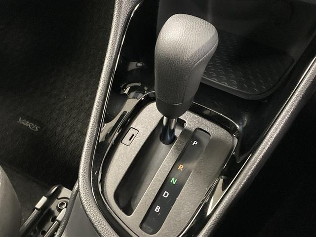 ヤリス Ｇ　メモリーナビ　ミュージックプレイヤー接続可　バックカメラ　衝突被害軽減システム　ＥＴＣ　ドラレコ　ＬＥＤヘッドランプ（28枚目）