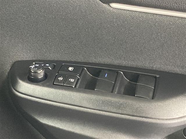 ヤリス Ｇ　メモリーナビ　ミュージックプレイヤー接続可　バックカメラ　衝突被害軽減システム　ＥＴＣ　ドラレコ　ＬＥＤヘッドランプ（29枚目）