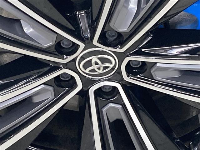 �S�̂̃X�^�C�����������߂鏃���A���~�z�C�[���B�@�~�܂��Ă��Ă����݊��̂���f�U�C���B