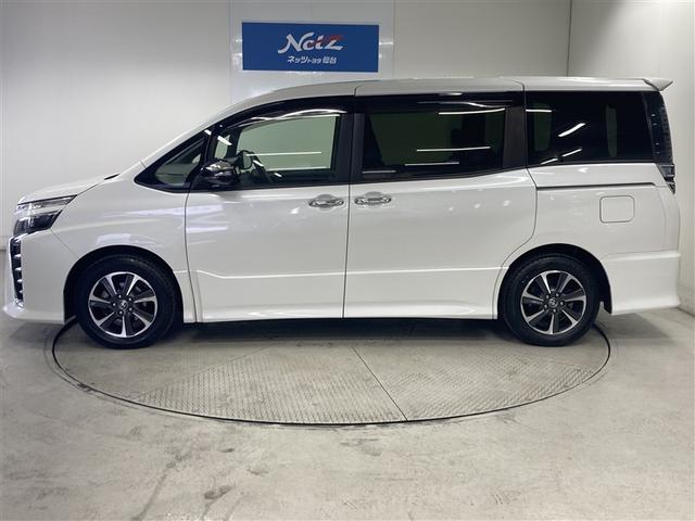 ヴォクシー ZS 煌III フルセグ メモリーナビ DVD再生 ミュージックプレイヤー接続可 後席モニター バックカメラ 衝突被害軽減システム ETC ドラレコ 両側電動スライド LEDヘッドランプ ウオークスルー 乗車定員7人(4枚目)