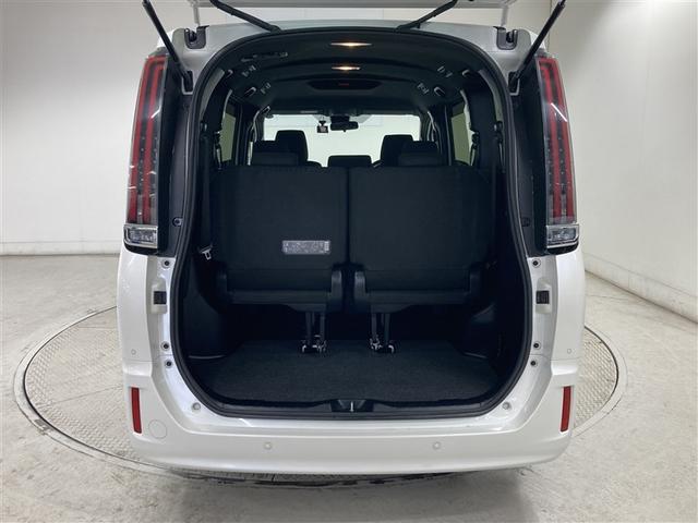 �R��ڃV�[�g�𗧂Ă��܂܂ł��\���ȗe�ʂ̃��Q�[�W�X�y�[�X�I�Ⴂ�J�����ɂ��A�d���ו����傫�������グ���ɏo������ł��܂�