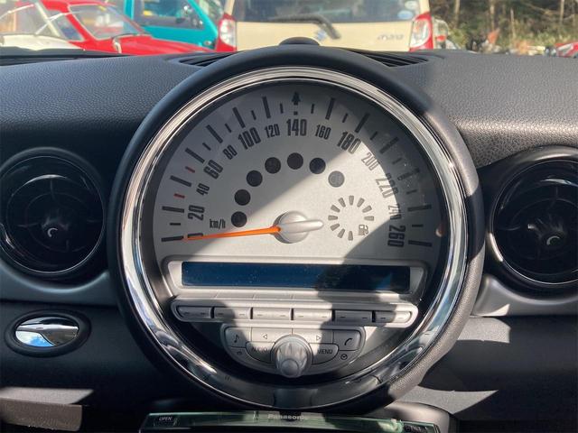 ＭＩＮＩ クーパー　ＥＴＣ　バックカメラ　ＴＶ　アルミホイール　キーレスエントリー　ＡＴ　盗難防止システム　ＡＢＳ　ＣＤ　ミュージックプレイヤー接続可　エアコン　パワーステアリング　パワーウィンドウ（36枚目）