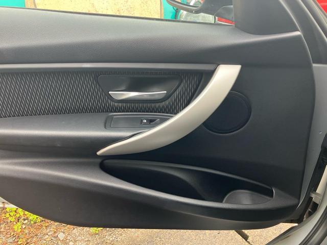 ３シリーズ ３２０ｄ（11枚目）