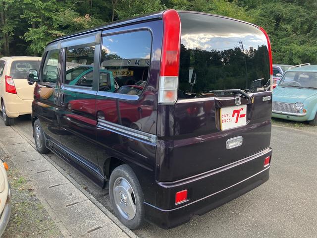 バモス Ｌ　４ＷＤ　両側スライドドア　キーレスエントリー　ＡＴ　ＣＤ　ＭＤ　アルミホイール　衝突安全ボディ　エアコン　パワーステアリング（17枚目）