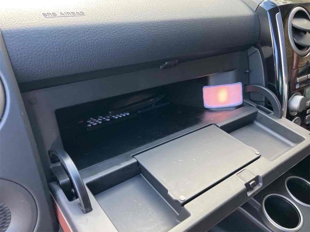 収納もたくさん付いています。大きなものから小さなものまで使う方の気持ちを考えた気遣いが嬉しいですね♪