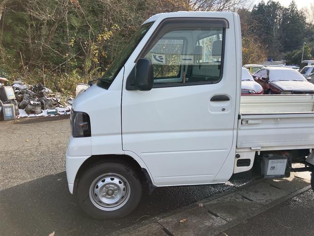 クリッパートラック ＤＸ　４ＷＤ　パワステ　軽トラック　ＭＴ　運転席エアバッグ（13枚目）