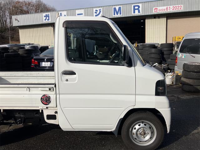 クリッパートラック ＤＸ　４ＷＤ　パワステ　軽トラック　ＭＴ　運転席エアバッグ（19枚目）