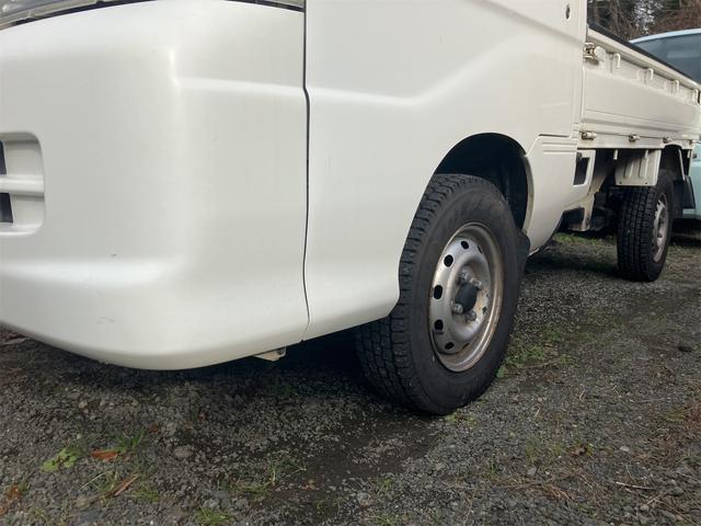 ハイゼットトラック 　４ＷＤ　ＭＴ　エアコン　パワステ（3枚目）