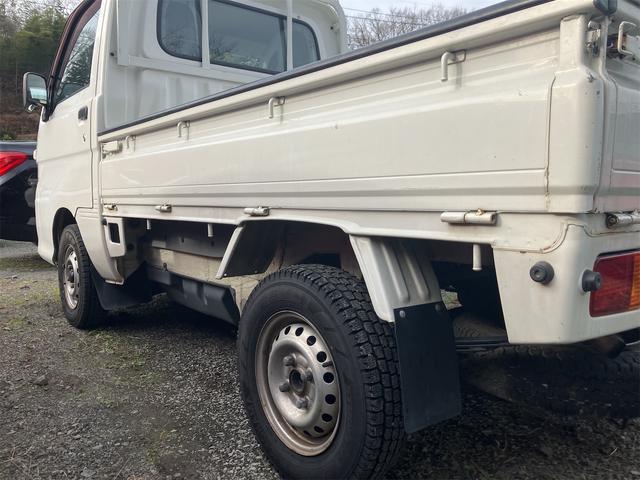 ハイゼットトラック 　４ＷＤ　ＭＴ　エアコン　パワステ（6枚目）