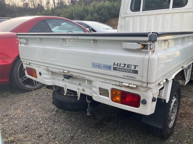 ハイゼットトラック 　４ＷＤ　ＭＴ　エアコン　パワステ（9枚目）