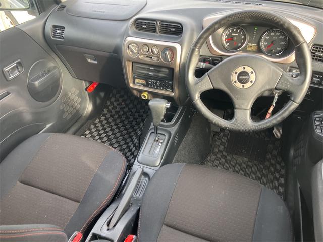 テリオスキッド カスタム　メモリアルエディション　４ＷＤ　ドライブレコーダー　キーレスエントリー　ＡＴ　ＣＤ　アルミホイール　衝突安全ボディ　エアコン　パワーステアリング　パワーウィンドウ（8枚目）