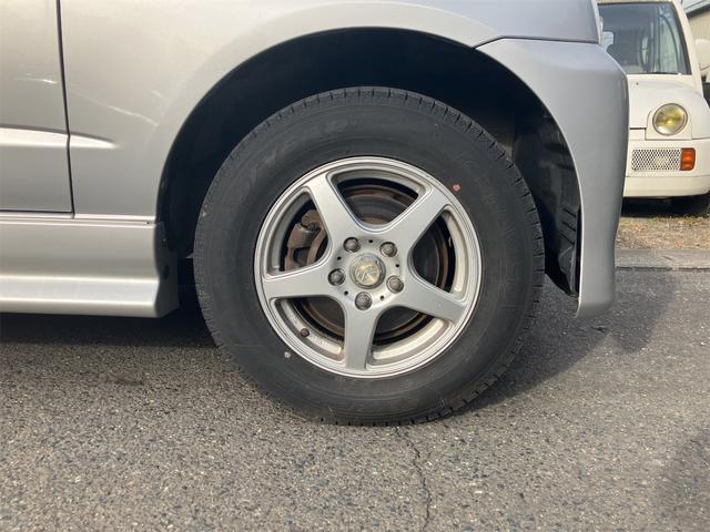 テリオスキッド カスタム　メモリアルエディション　４ＷＤ　ドライブレコーダー　キーレスエントリー　ＡＴ　ＣＤ　アルミホイール　衝突安全ボディ　エアコン　パワーステアリング　パワーウィンドウ（25枚目）