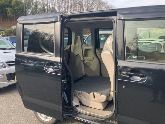 Ｎ－ＢＯＸ Ｇ　両側スライドドア　スマートキー　アイドリングストップ　電動格納ミラー　ベンチシート　ＣＶＴ　盗難防止システム　ＡＢＳ　ＥＳＣ　ＣＤ　ＵＳＢ　アルミホイール　衝突安全ボディ　エアコン　パワーステアリング（24枚目）