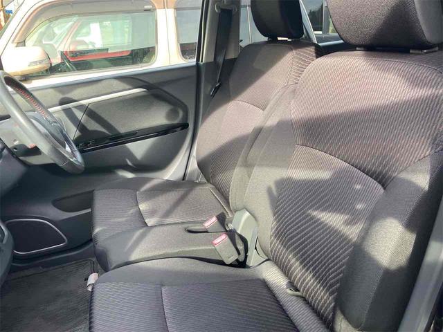 ワゴンＲ ２０周年記念車　ＥＴＣ　ナビ　衝突被害軽減システム　オートライト　ＨＩＤ　スマートキー　アイドリングストップ　シートヒーター　ベンチシート　ＣＶＴ　盗難防止システム　ＡＢＳ　ＥＳＣ　ＣＤ　アルミホイール（33枚目）