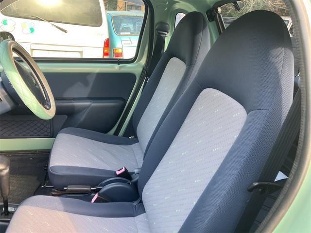 ツイン ガソリンＢ　カラーパッケージ　バックカメラ　ＡＴ　ＣＤ　ＵＳＢ　ミュージックプレイヤー接続可　アルミホイール　エアコン　パワーステアリング（8枚目）