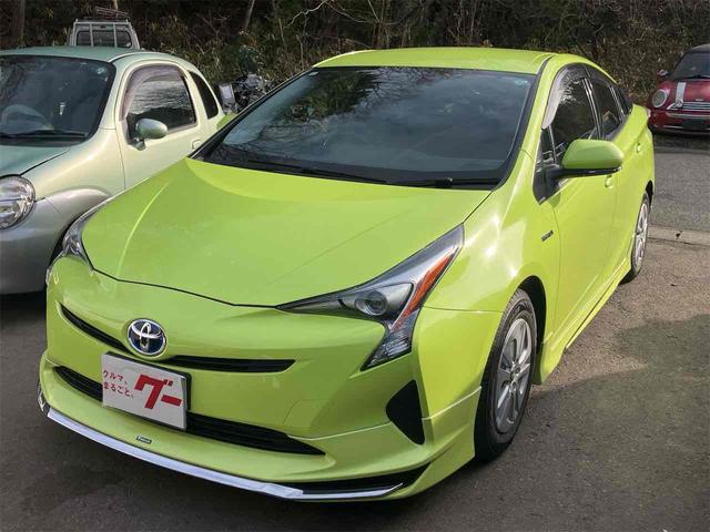 プリウス Ｓ　ＥＴＣ　ナビ　ＴＶ　アルミホイール　オートライト　ＬＥＤヘッドランプ　ＣＶＴ　スマートキー　電動格納ミラー　盗難防止システム　ＣＤ　Ｂｌｕｅｔｏｏｔｈ　衝突安全ボディ　ＡＢＳ　ＥＳＣ　エアコン（12枚目）