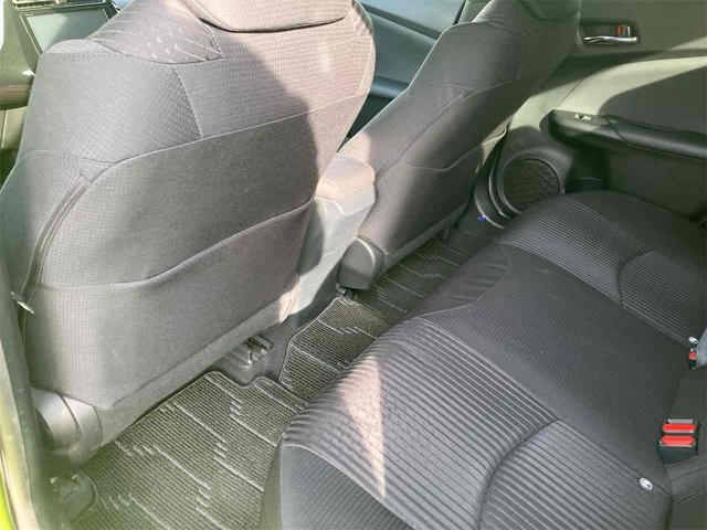 プリウス Ｓ　ＥＴＣ　ナビ　ＴＶ　アルミホイール　オートライト　ＬＥＤヘッドランプ　ＣＶＴ　スマートキー　電動格納ミラー　盗難防止システム　ＣＤ　Ｂｌｕｅｔｏｏｔｈ　衝突安全ボディ　ＡＢＳ　ＥＳＣ　エアコン（32枚目）