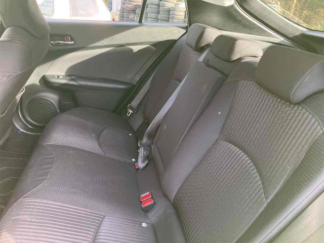 プリウス Ｓ　ＥＴＣ　ナビ　ＴＶ　アルミホイール　オートライト　ＬＥＤヘッドランプ　ＣＶＴ　スマートキー　電動格納ミラー　盗難防止システム　ＣＤ　Ｂｌｕｅｔｏｏｔｈ　衝突安全ボディ　ＡＢＳ　ＥＳＣ　エアコン（33枚目）