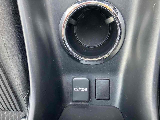 プリウス Ｓ　ＥＴＣ　ナビ　ＴＶ　アルミホイール　オートライト　ＬＥＤヘッドランプ　ＣＶＴ　スマートキー　電動格納ミラー　盗難防止システム　ＣＤ　Ｂｌｕｅｔｏｏｔｈ　衝突安全ボディ　ＡＢＳ　ＥＳＣ　エアコン（42枚目）