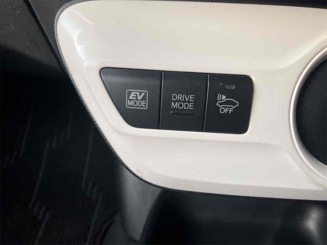 プリウス Ｓ　ＥＴＣ　ナビ　ＴＶ　アルミホイール　オートライト　ＬＥＤヘッドランプ　ＣＶＴ　スマートキー　電動格納ミラー　盗難防止システム　ＣＤ　Ｂｌｕｅｔｏｏｔｈ　衝突安全ボディ　ＡＢＳ　ＥＳＣ　エアコン（43枚目）
