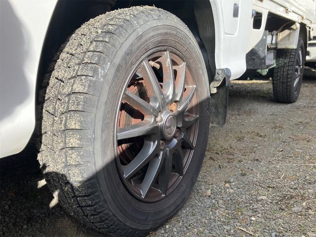 サンバートラック 　４ＷＤ　ＭＴ　アルミホイール（19枚目）