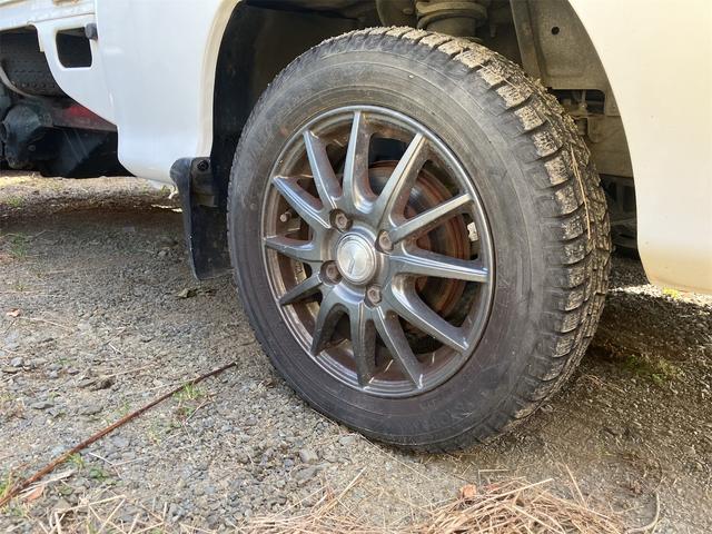 サンバートラック 　４ＷＤ　ＭＴ　アルミホイール（20枚目）