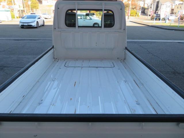 サンバートラック TB 4WD パワステ エアバッグ エアコン(16枚目)