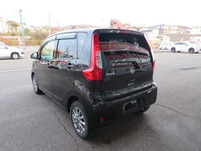 デイズ S 4WD 社外アルミ キーレス D席シートヒーター CD アイドリングストップ(7枚目)