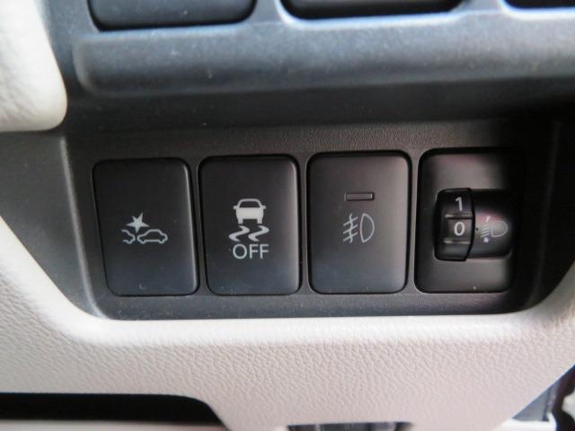 ｅＫスペース Ｔ　セーフティパッケージ　４ＷＤ　社外メモリーナビ　フルセグＴＶ　全方位カメラ　Ｂｌｕｅｔｏｏｔｈ　両側パワースライドドア　ＣＤ　ＤＶＤ　アイドリングストップ　エンジンスターター　スマートキー　クルーズコントロール　ツートン！（36枚目）