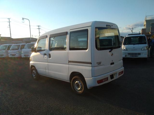 NV100クリッパーバン 660DXハイルーフ 4WD(8枚目)