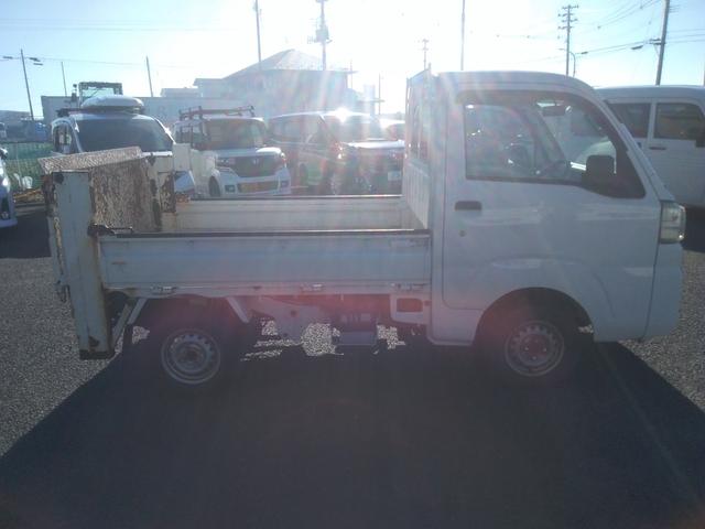 ハイゼットトラック 　６６０垂直式テールリフト３方開　４ＷＤ（4枚目）